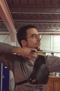 recurve archer showing anchor point and head position