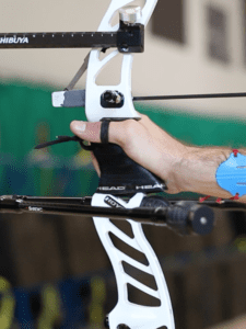recurve grip positioning example