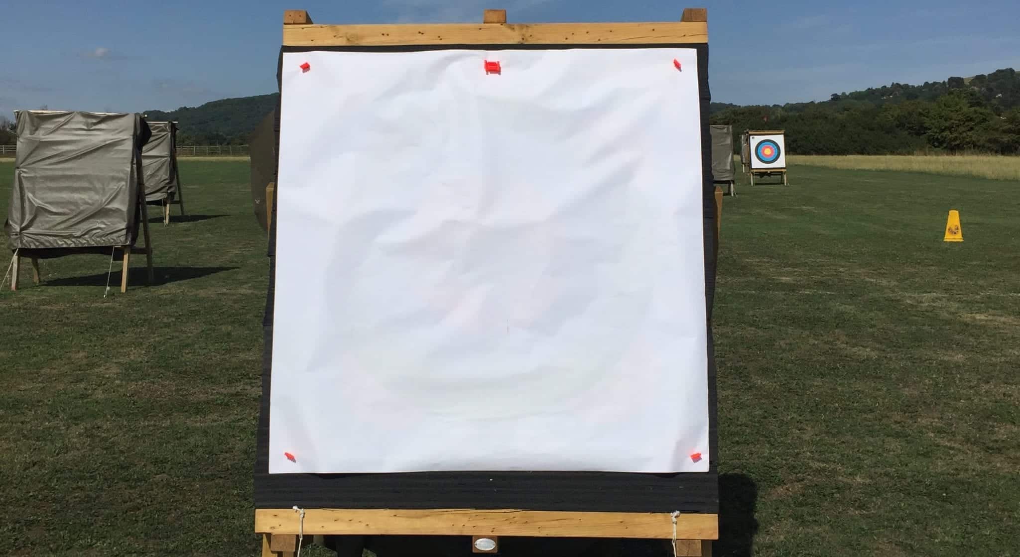 tuning a recurve bow arrow flight with plunger button