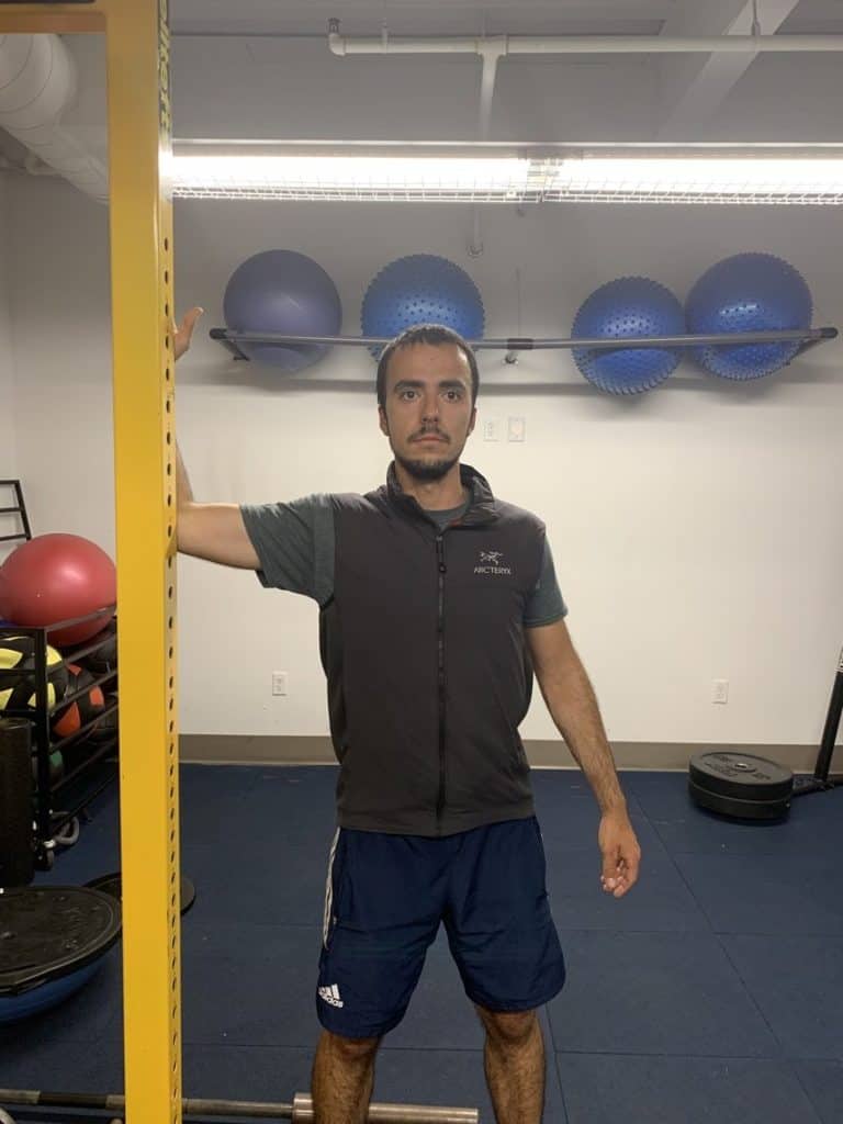 recurve archer showing abducted arm pec stretch