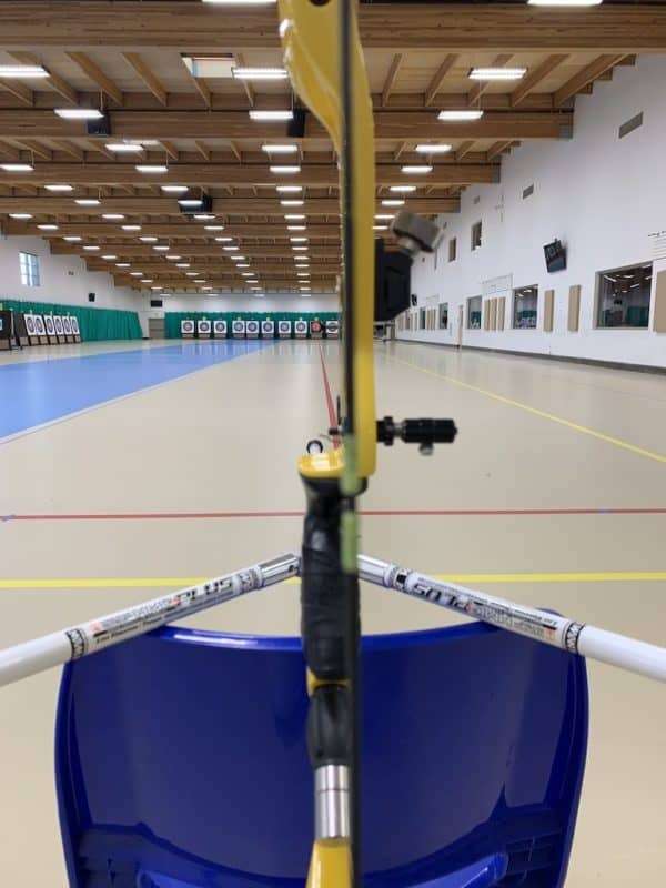 recurve bow showing string picture at full draw